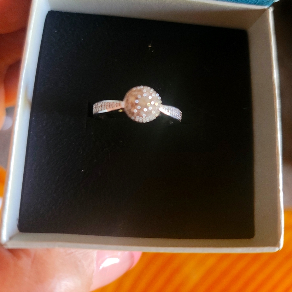 Diamond ring